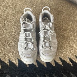 Nike air up-tempo size 12